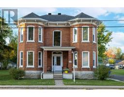 359 THOMAS STREET, Deseronto, Ontario