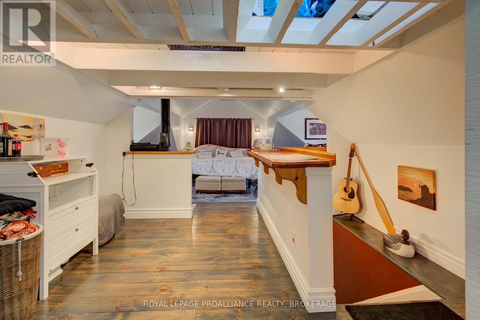 29 Main Street, Westport, Ontario K0G 1X0 - Photo 28 - X12439283