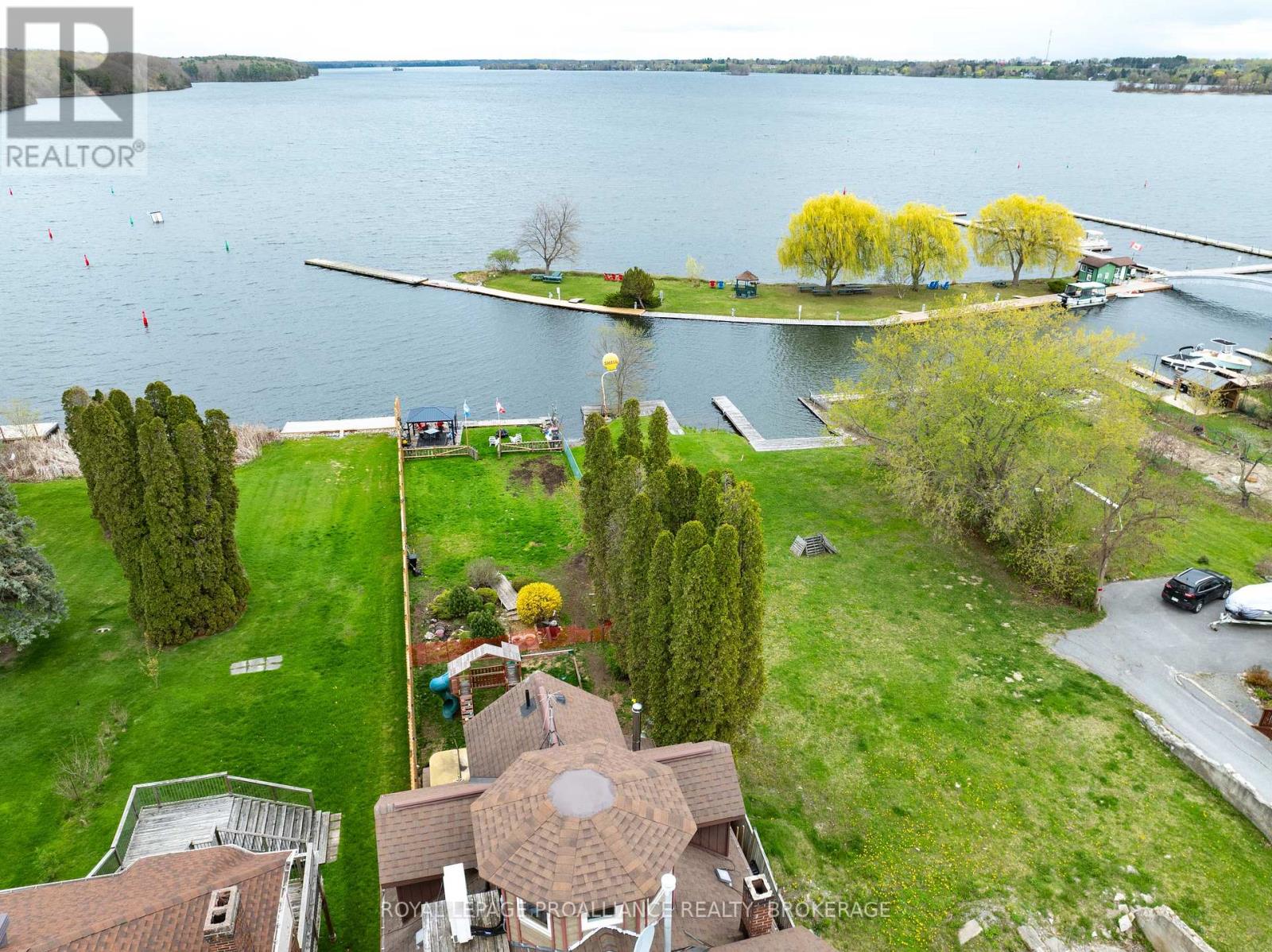 29 Main Street, Westport, Ontario K0G 1X0 - Photo 38 - X12439283