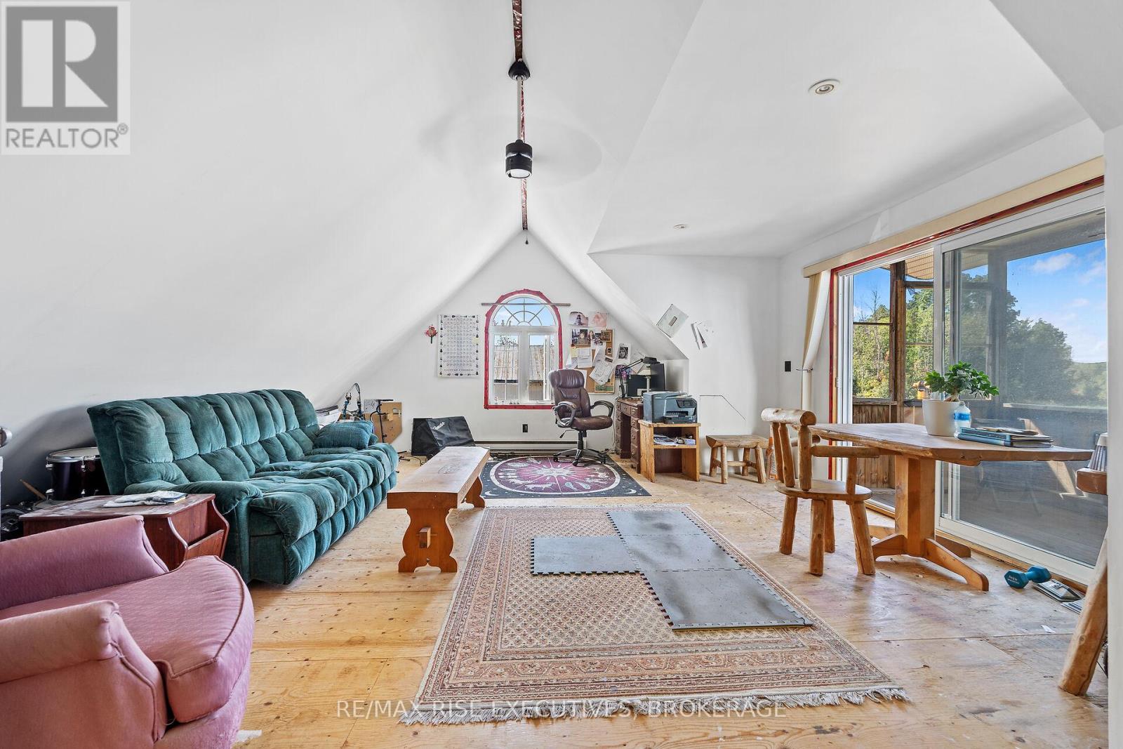 1758 Highway 15, Rideau Lakes, Ontario K0G 1E0 - Photo 25 - X12439561