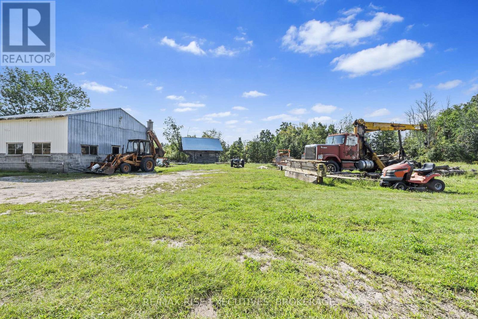 1758 Highway 15, Rideau Lakes, Ontario K0G 1E0 - Photo 29 - X12439561