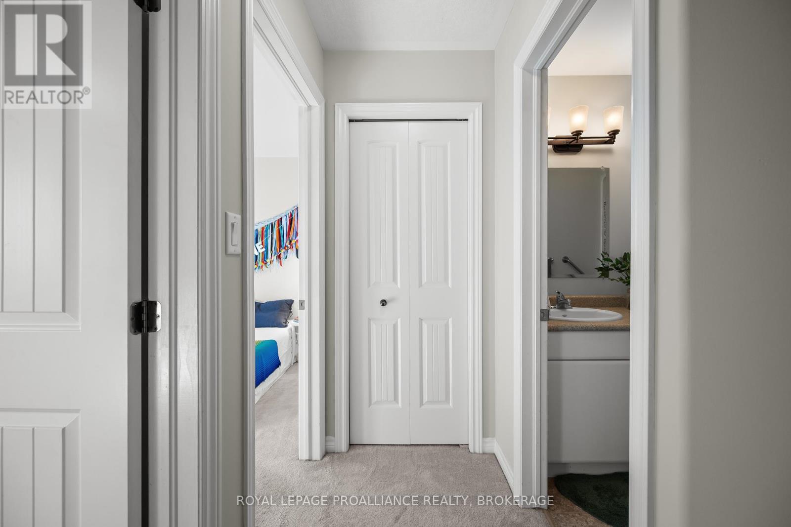 927 Blossom Street, Kingston, Ontario  K7P 0N2 - Photo 15 - X12439747