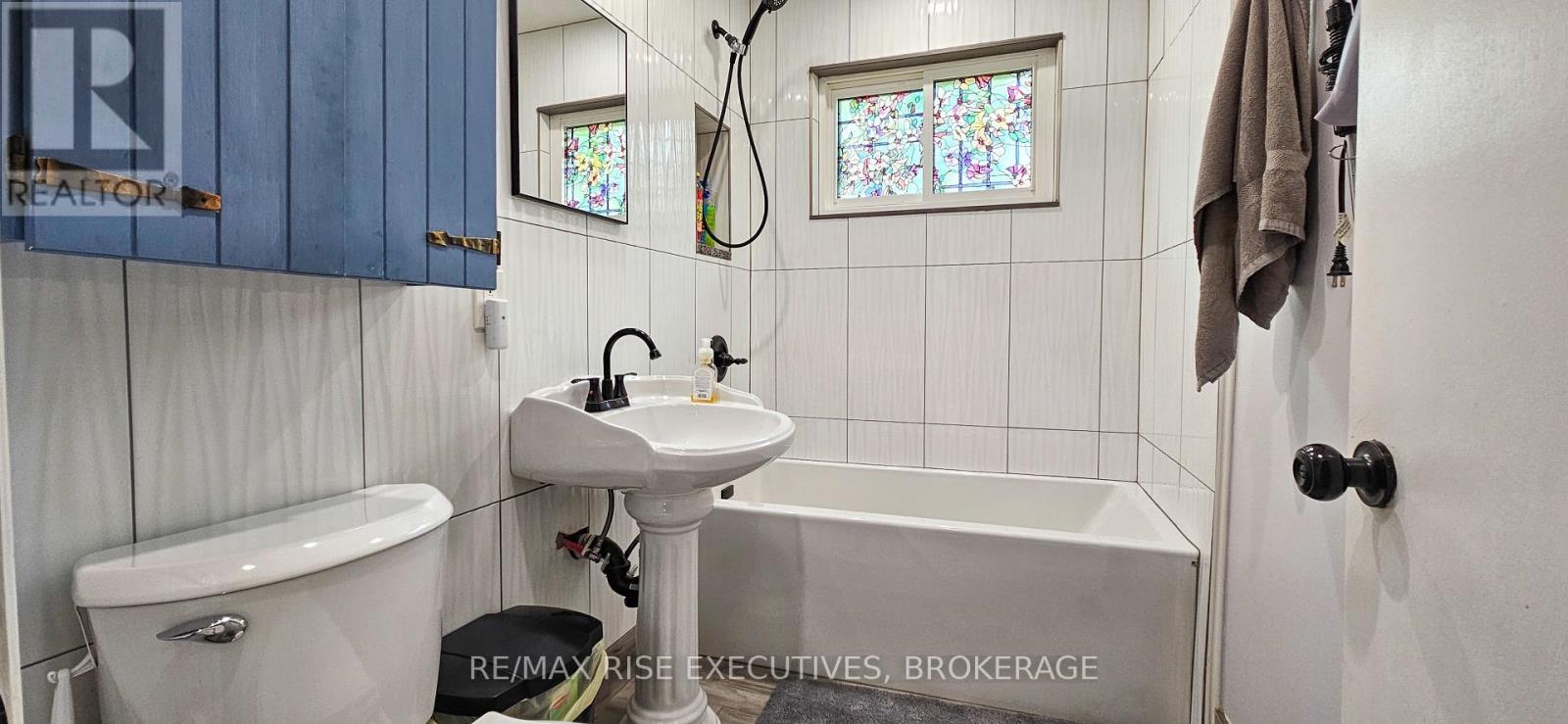 1453 Woodfield Crescent, Kingston, Ontario K7P 2V4 - Photo 17 - X12440184