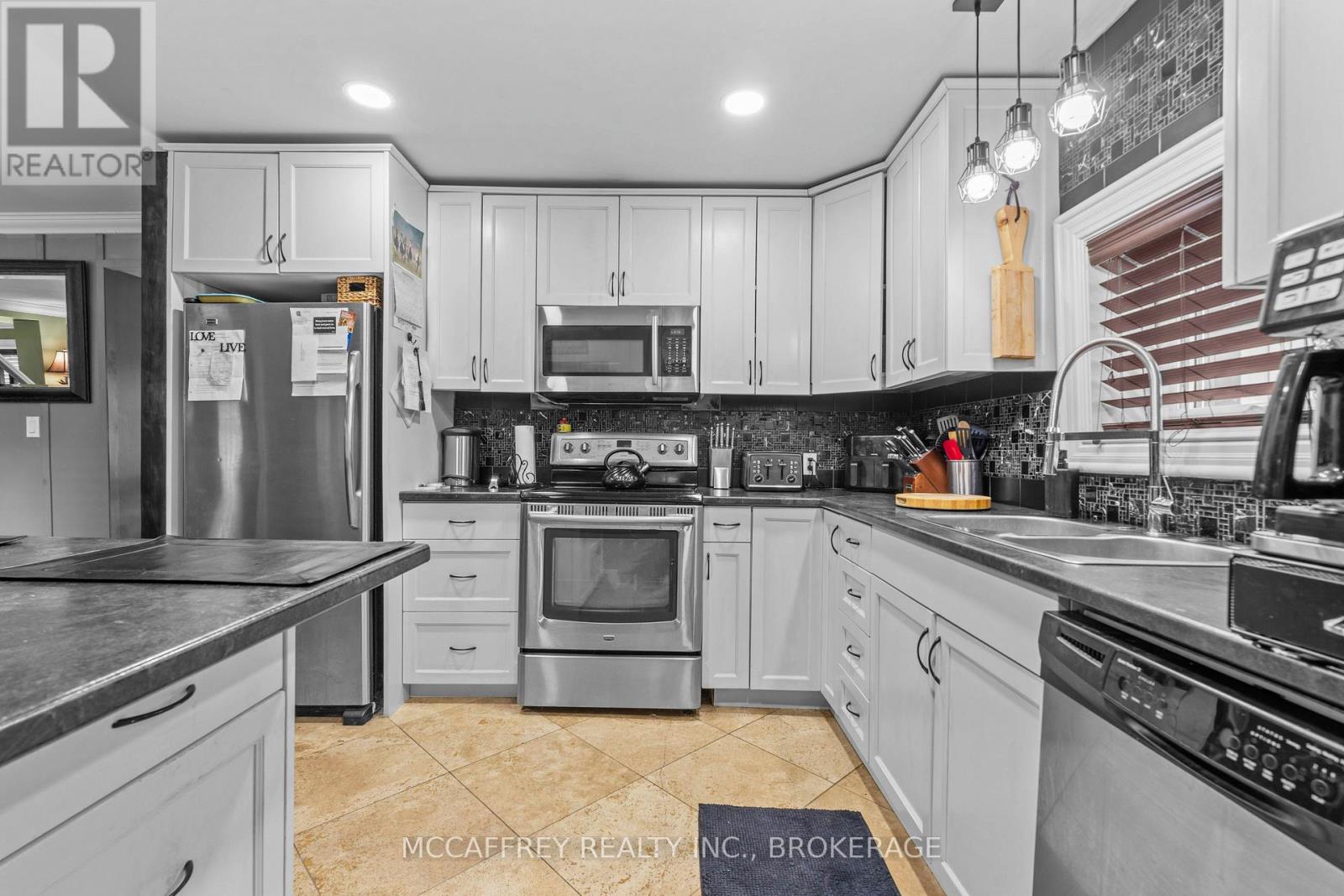 641 Enright Road, Tyendinaga, Ontario K0K 3A0 - Photo 16 - X12440252