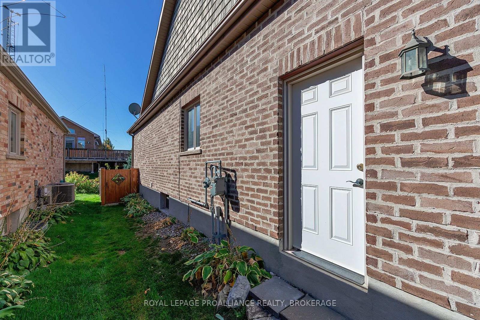 1213 Atkinson Street, Kingston, Ontario K7P 0C9 - Photo 34 - X12440474