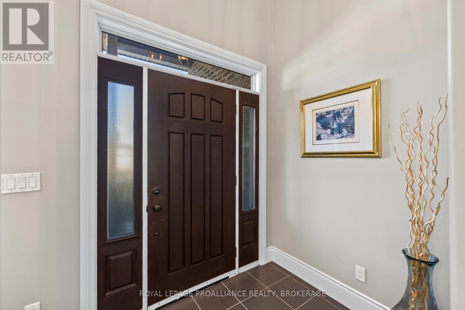 1213 Atkinson Street, Kingston, Ontario K7P 0C9 - Photo 4 - X12440474