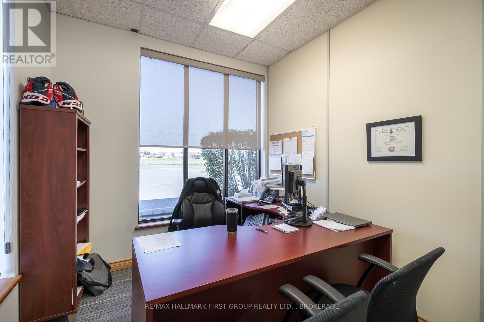 90 Industrial Boulevard, Greater Napanee, Ontario K7R 4B7 - Photo 19 - X12441096