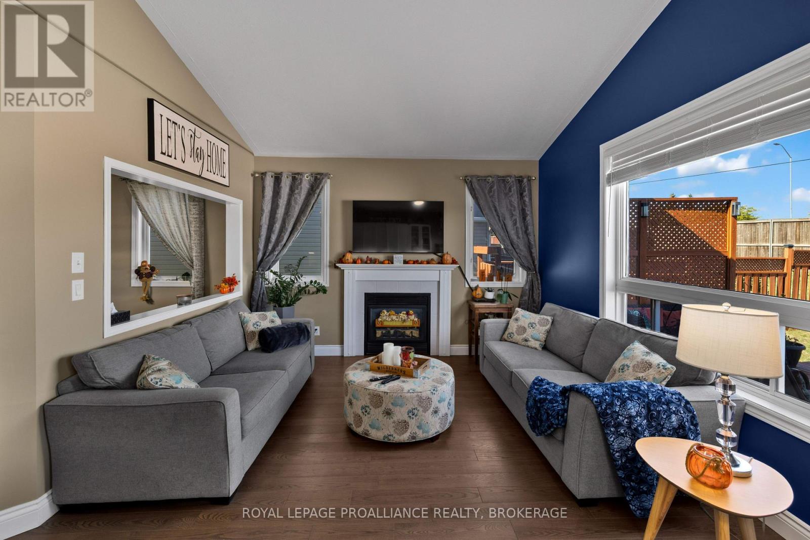 2153 Swanfield Street, Kingston, Ontario K7M 0A9 - Photo 8 - X12441360