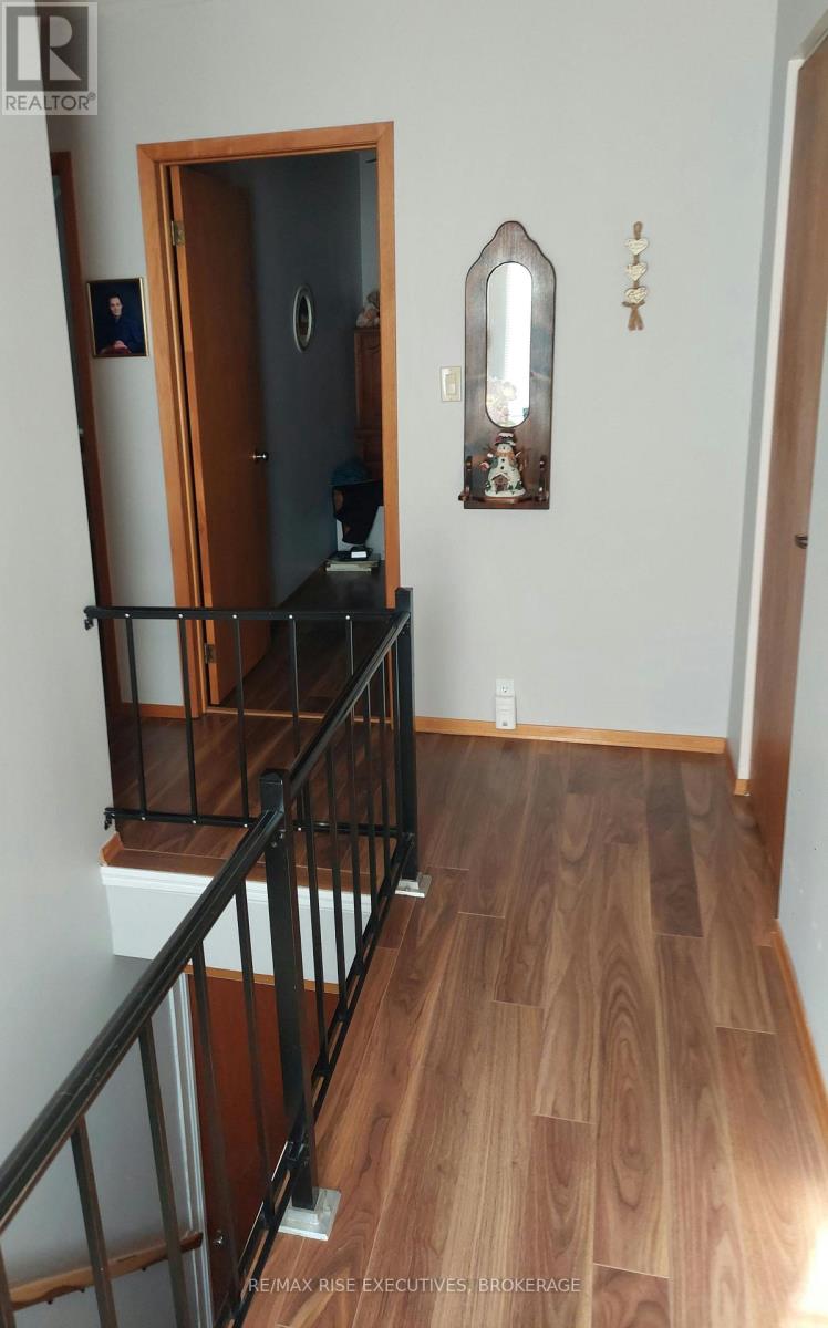 1041 Prince Street, Lansdowne Village, Ontario K0E 1L0 - Photo 10 - X12442354