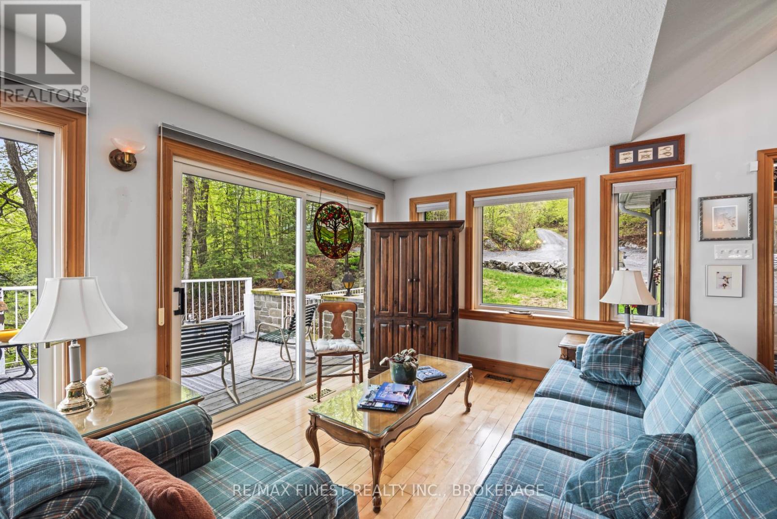 8126 Perth Road, South Frontenac, Ontario K0H 2L0 - Photo 29 - X12443582