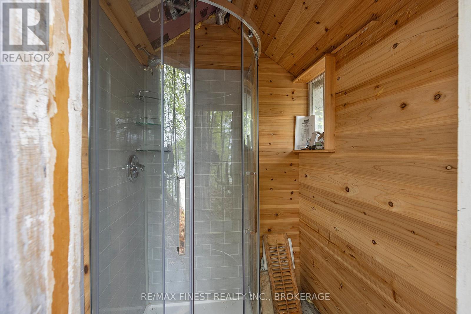 8126 Perth Road, South Frontenac, Ontario K0H 2L0 - Photo 47 - X12443582