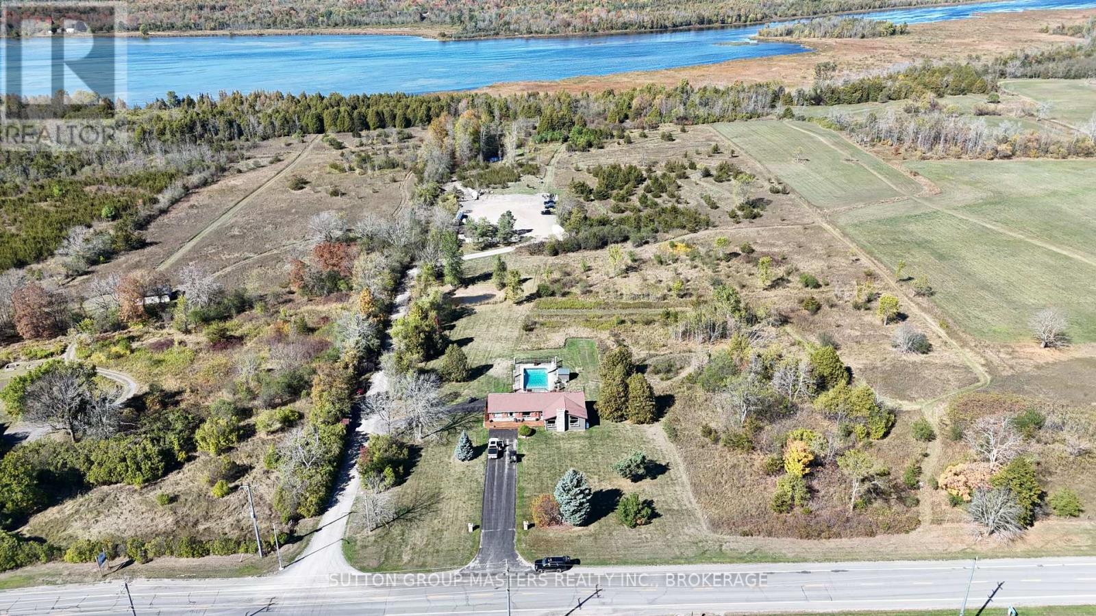 4404 Unity Road, Kingston, Ontario K0H 2H0 - Photo 1 - X12444430