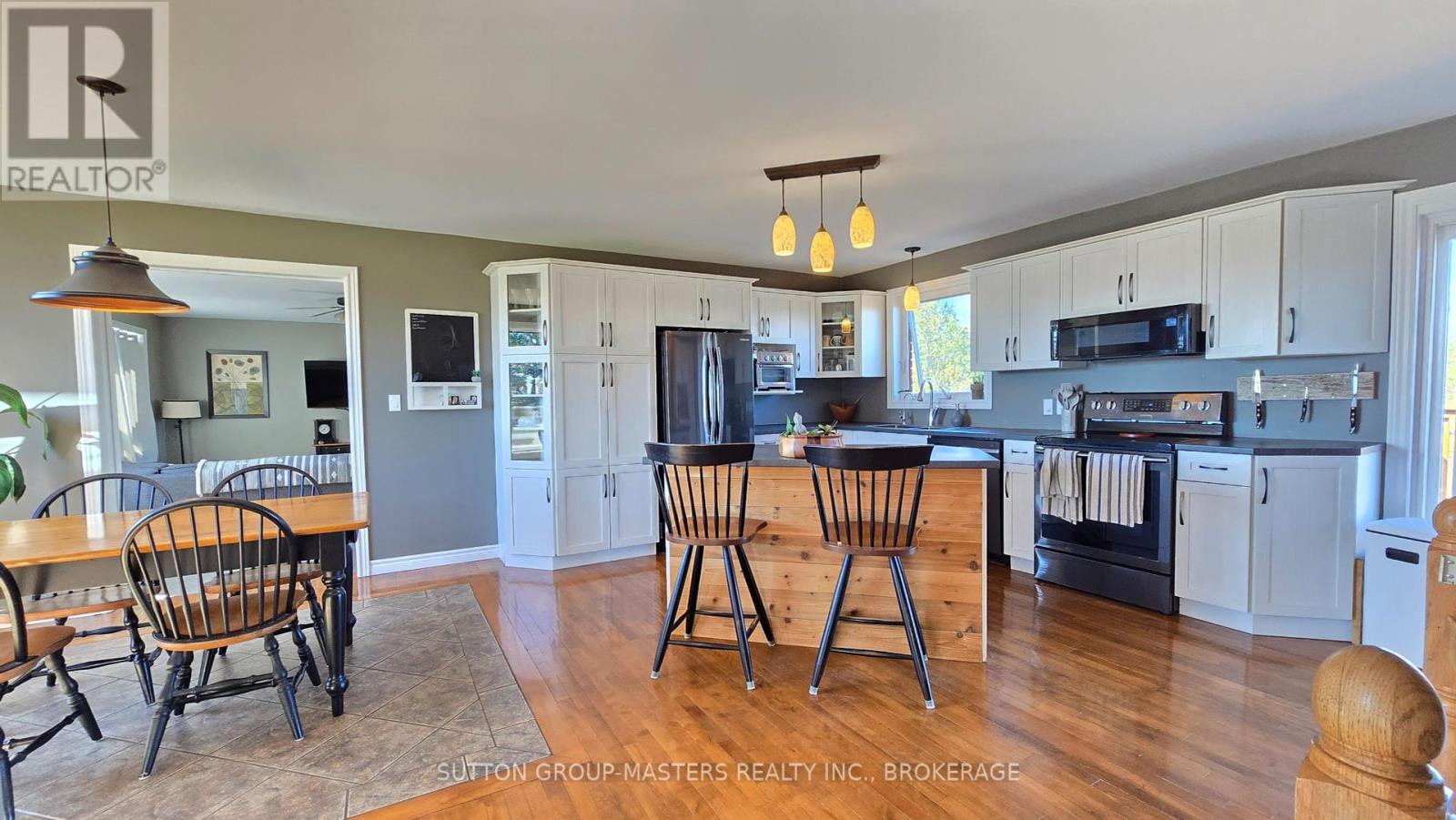 4404 Unity Road, Kingston, Ontario K0H 2H0 - Photo 13 - X12444430