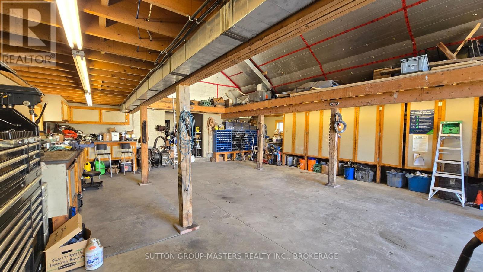 4404 Unity Road, Kingston, Ontario K0H 2H0 - Photo 41 - X12444430