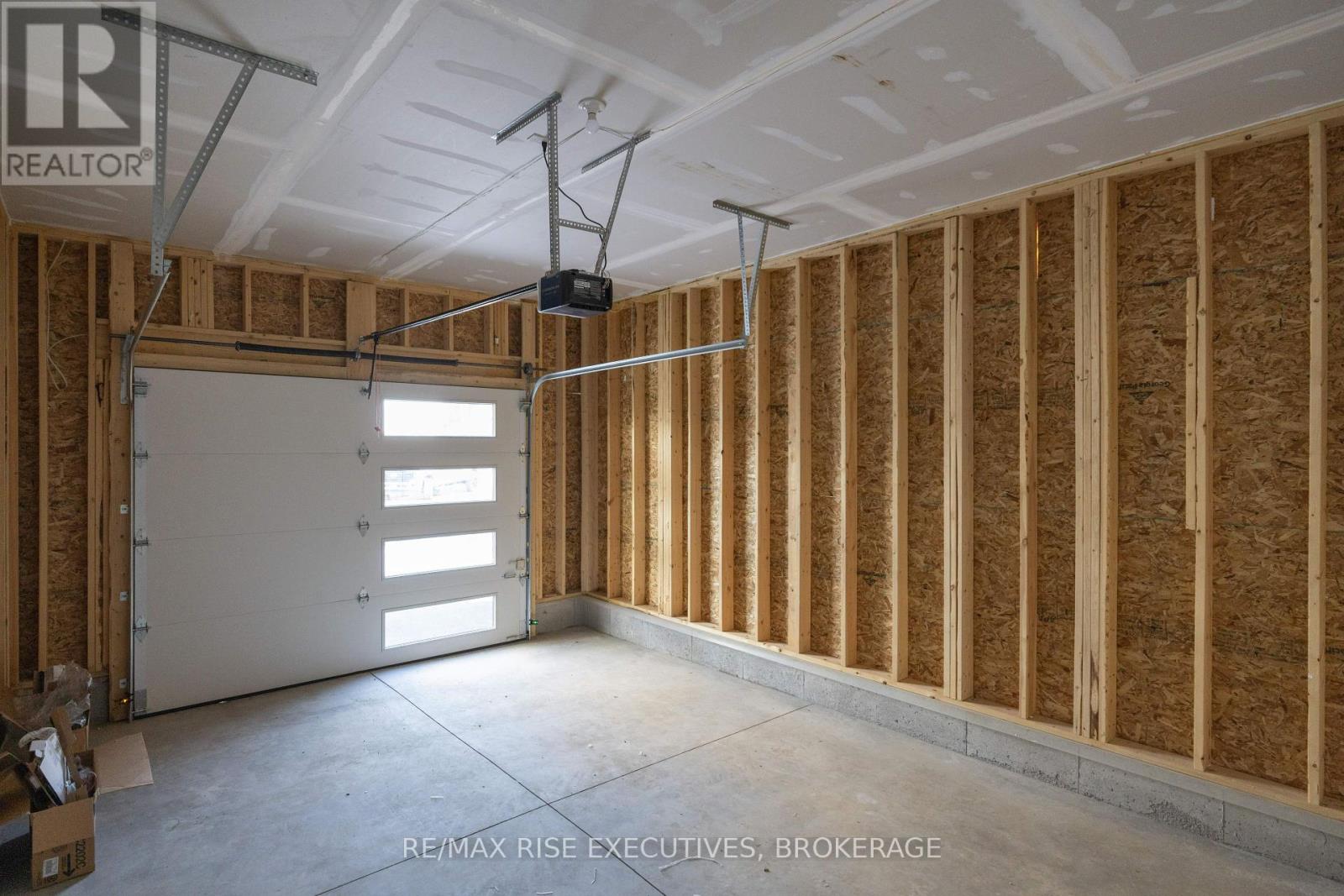 32 Erie Court, Loyalist, Ontario  K7N 0E3 - Photo 31 - X12447985