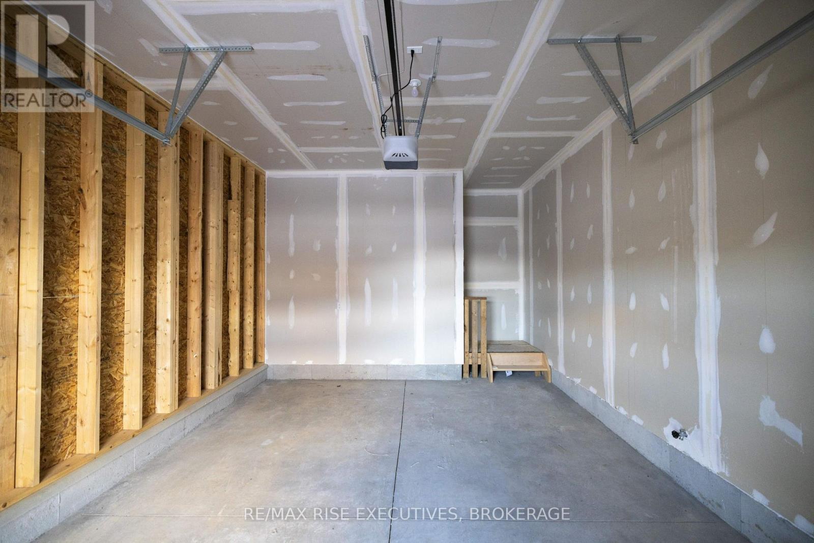 32 Erie Court, Loyalist, Ontario  K7N 0E3 - Photo 32 - X12447985