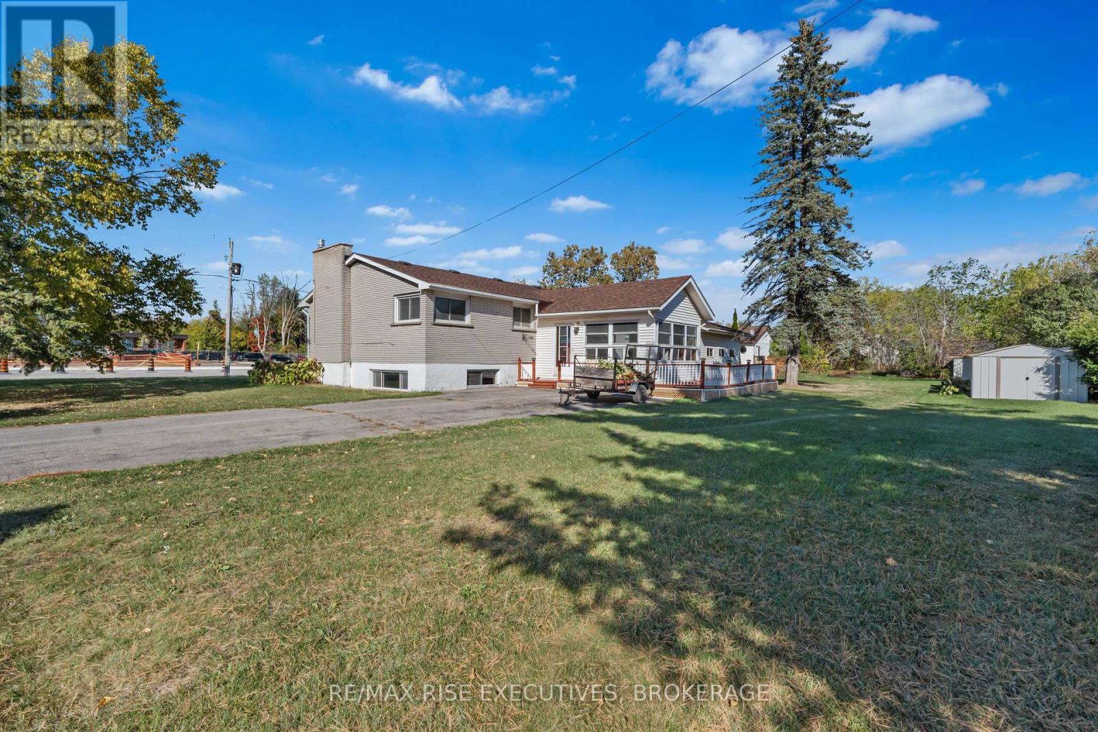19 North Street, Loyalist, Ontario K0H 2H0 - Photo 32 - X12448093