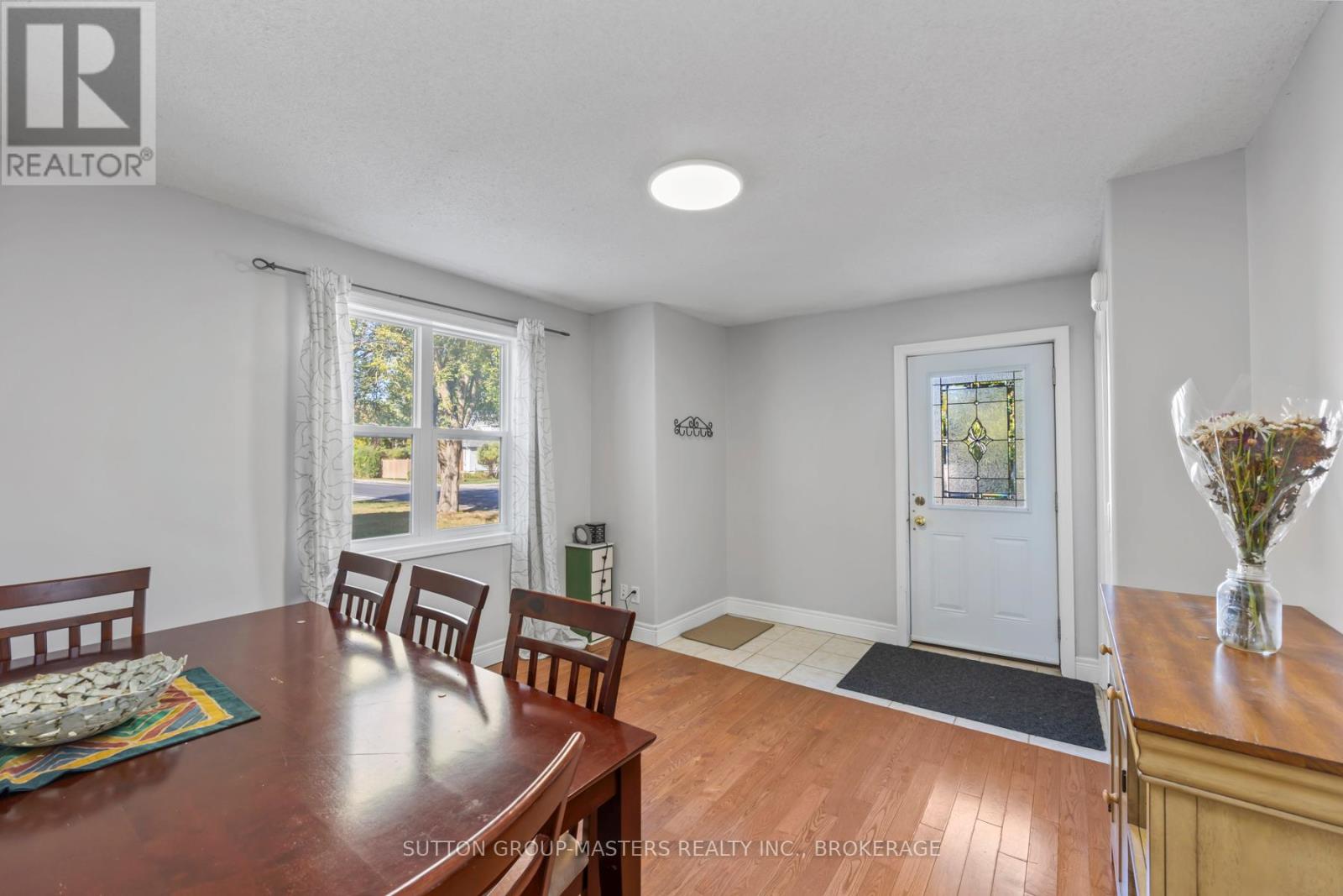 720 Brock Street, Kingston, Ontario K7L 1W2 - Photo 11 - X12449585