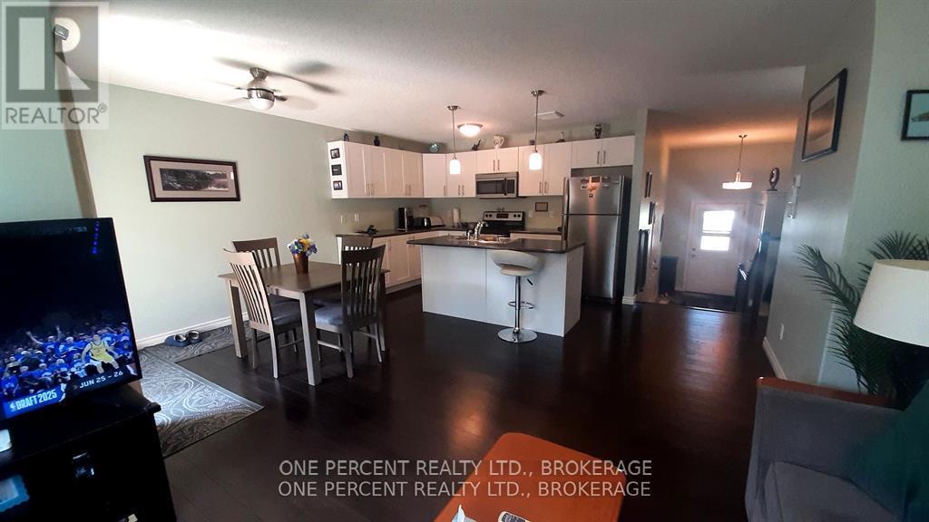 163 Greenhill Lane, Belleville, Ontario K8N 0C7 - Photo 11 - X12451141