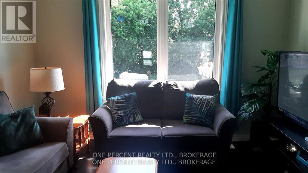 163 Greenhill Lane, Belleville, Ontario K8N 0C7 - Photo 13 - X12451141