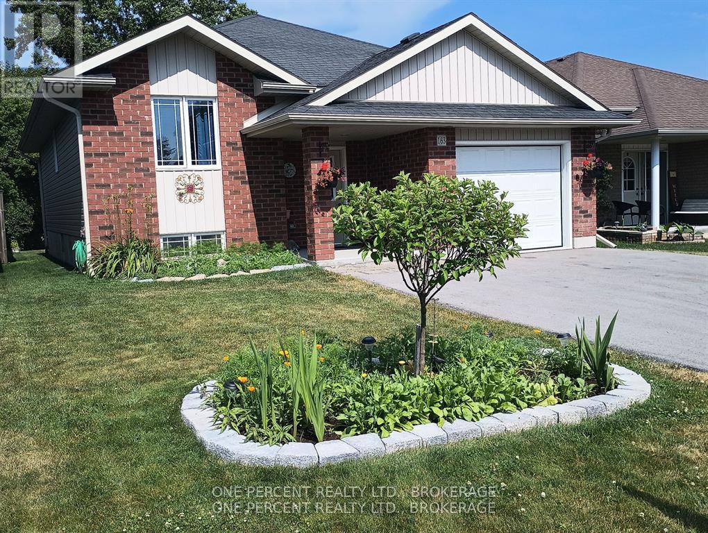 163 Greenhill Lane, Belleville, Ontario K8N 0C7 - Photo 3 - X12451141