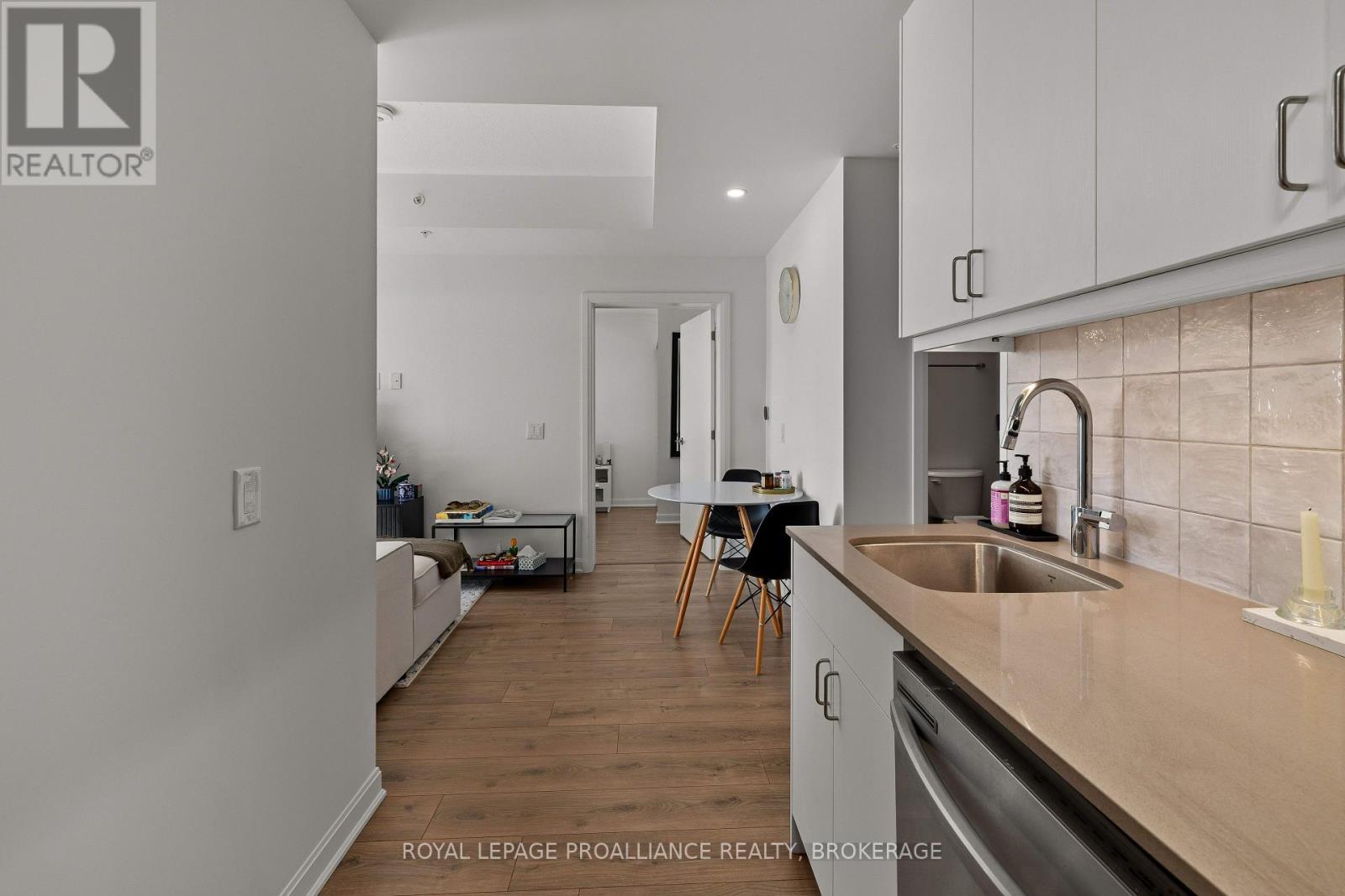 704 - 223 Princess Street, Kingston, Ontario  K7L 1B3 - Photo 14 - X12452857