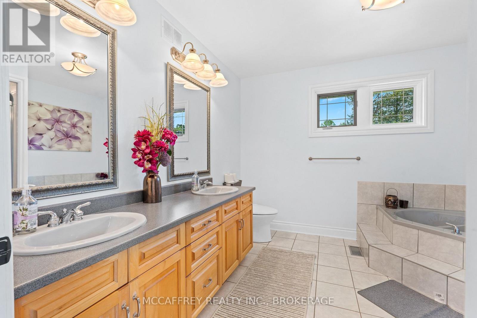 898 County Road 12, Greater Napanee, Ontario K0K 2W0 - Photo 23 - X12453598