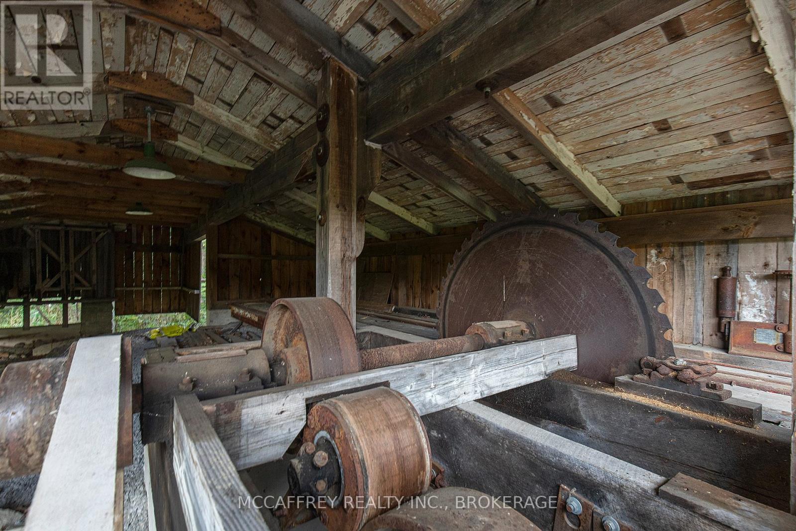 898 County Road 12, Greater Napanee, Ontario K0K 2W0 - Photo 42 - X12453598