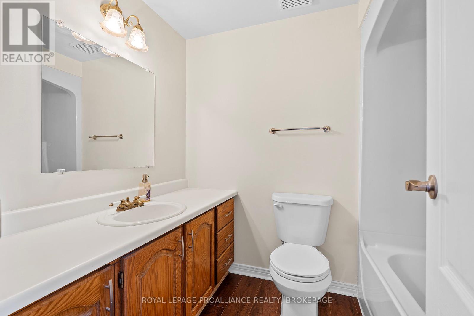 50 Davey Crescent, Loyalist, Ontario  K7N 1X7 - Photo 32 - X12453639