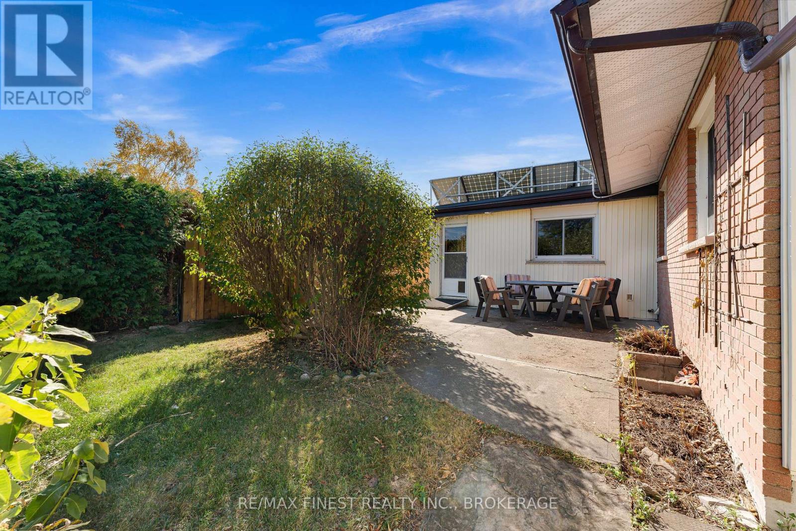 85 Holland Crescent, Kingston, Ontario  K7M 2V7 - Photo 45 - X12454129