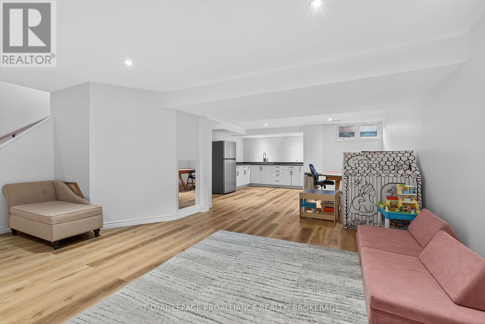 1974 Geology Trail, Kingston, Ontario K7M 9H5 - Photo 29 - X12454206