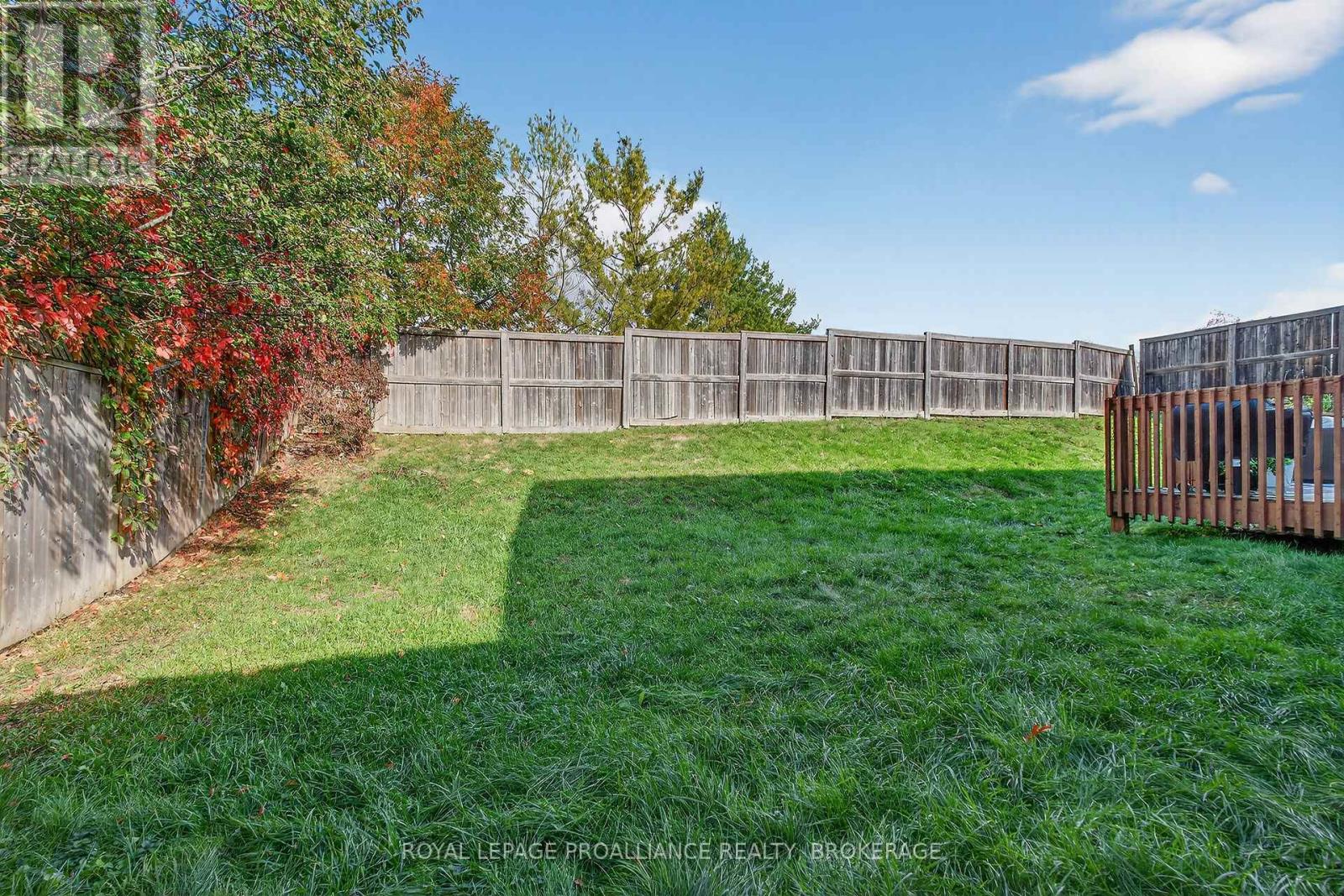 1974 Geology Trail, Kingston, Ontario K7M 9H5 - Photo 36 - X12454206