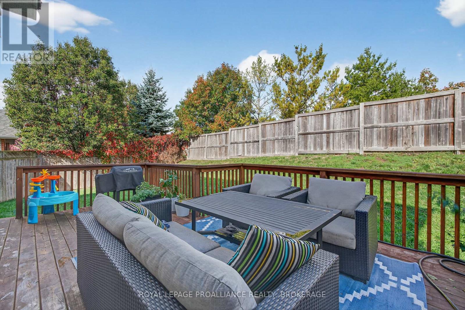 1974 Geology Trail, Kingston, Ontario K7M 9H5 - Photo 38 - X12454206