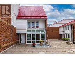 48 - 1 PLACE D'ARMES, Kingston, Ontario