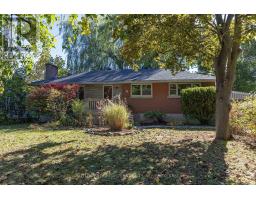 38 WATTS CRESCENT, Kingston, Ontario