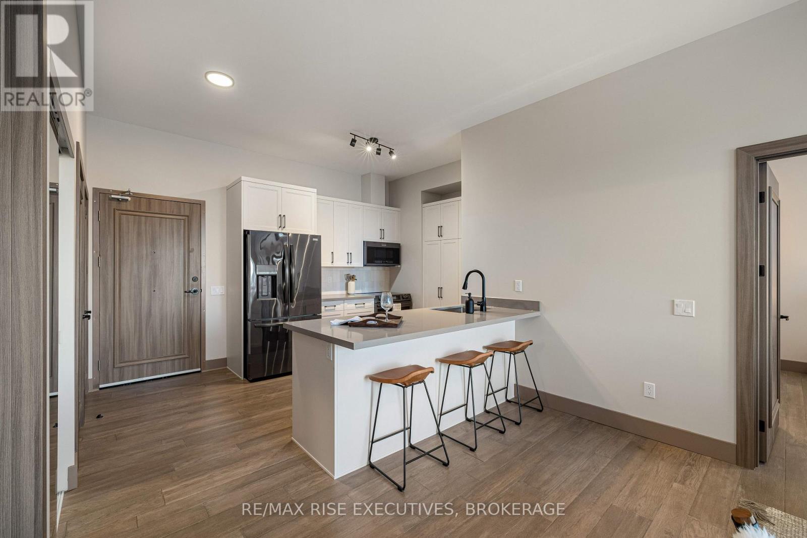 508 - 2274 Princess Street, Kingston, Ontario K7M 3G4 - Photo 6 - X12475833