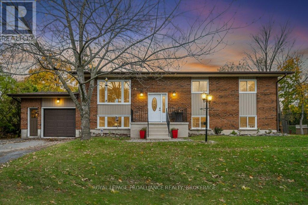 2 POTTER DRIVE, Loyalist, Ontario