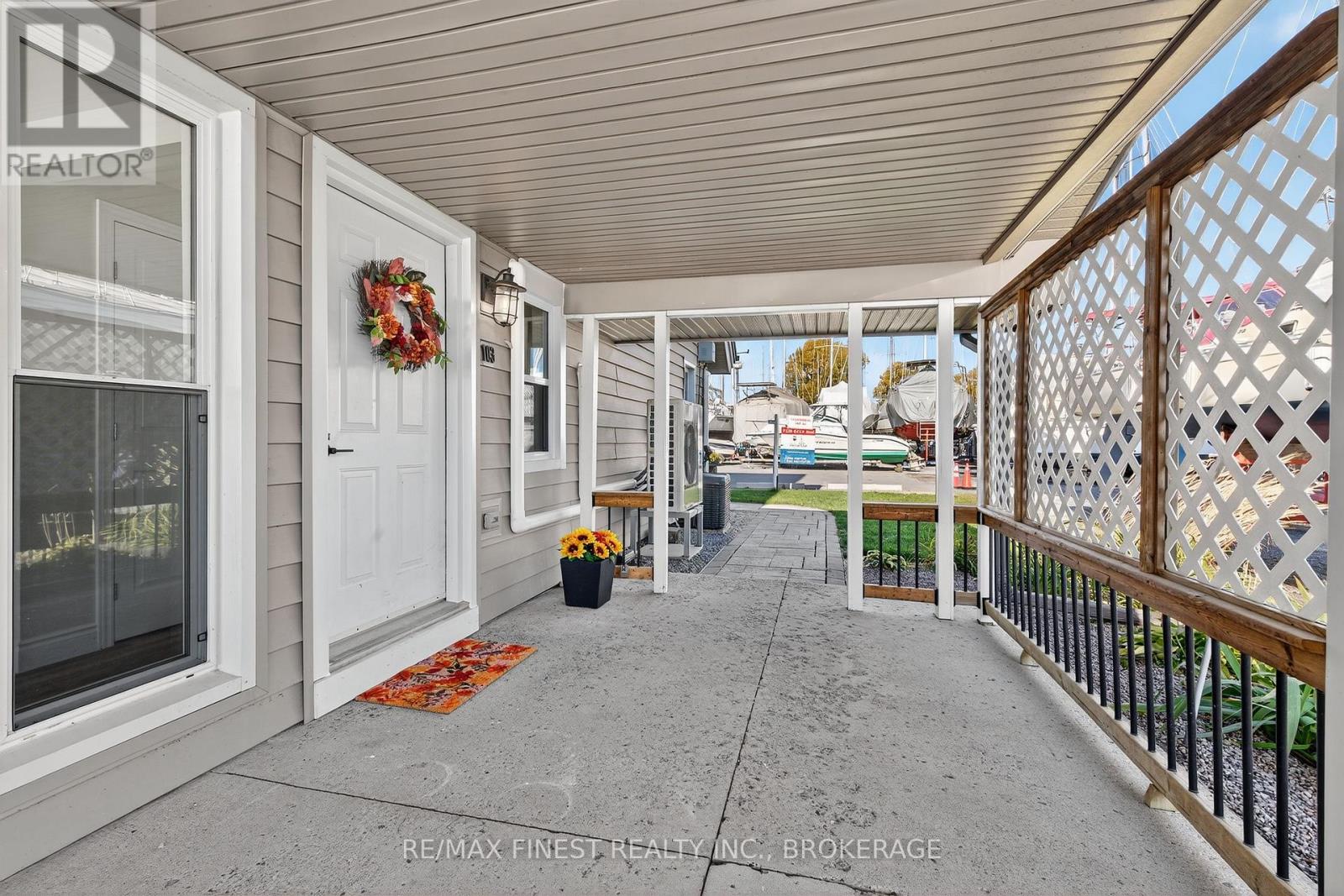 103 - 110 Bayshore Drive, Loyalist, Ontario K0H 1G0 - Photo 5 - X12502896