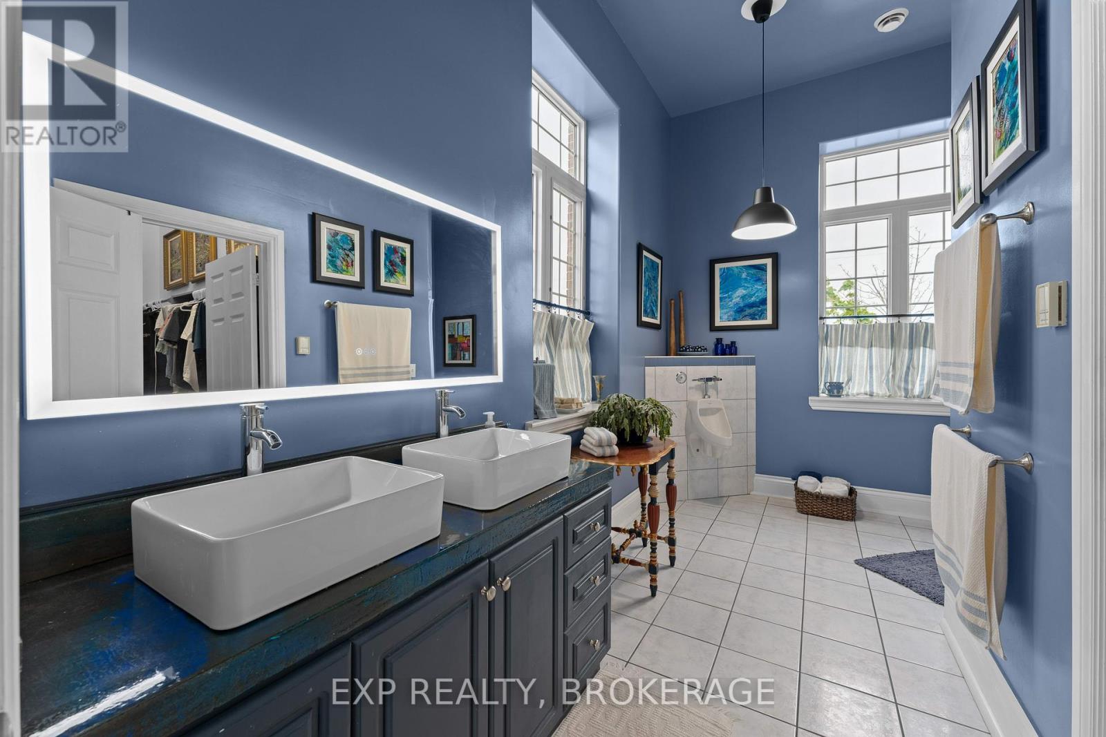 11 Cross Street, Loyalist, Ontario K0H 2H0 - Photo 26 - X12506900