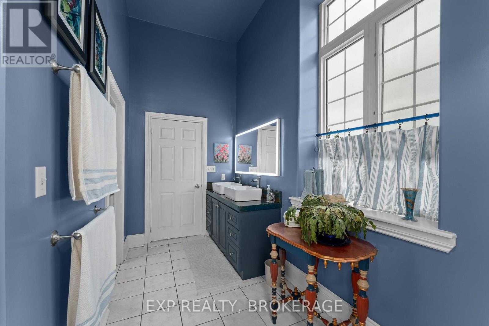 11 Cross Street, Loyalist, Ontario K0H 2H0 - Photo 27 - X12506900