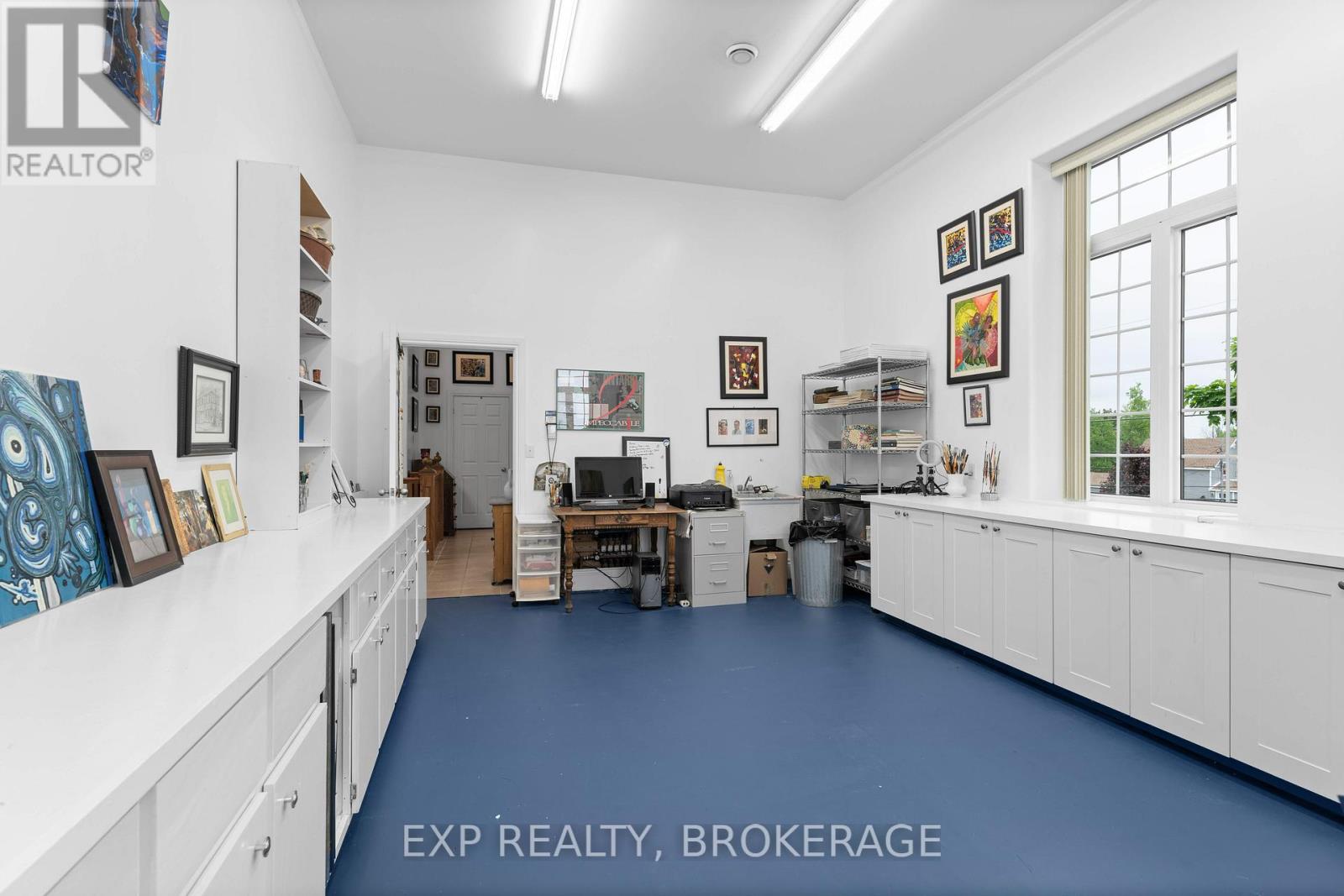 11 Cross Street, Loyalist, Ontario K0H 2H0 - Photo 34 - X12506900