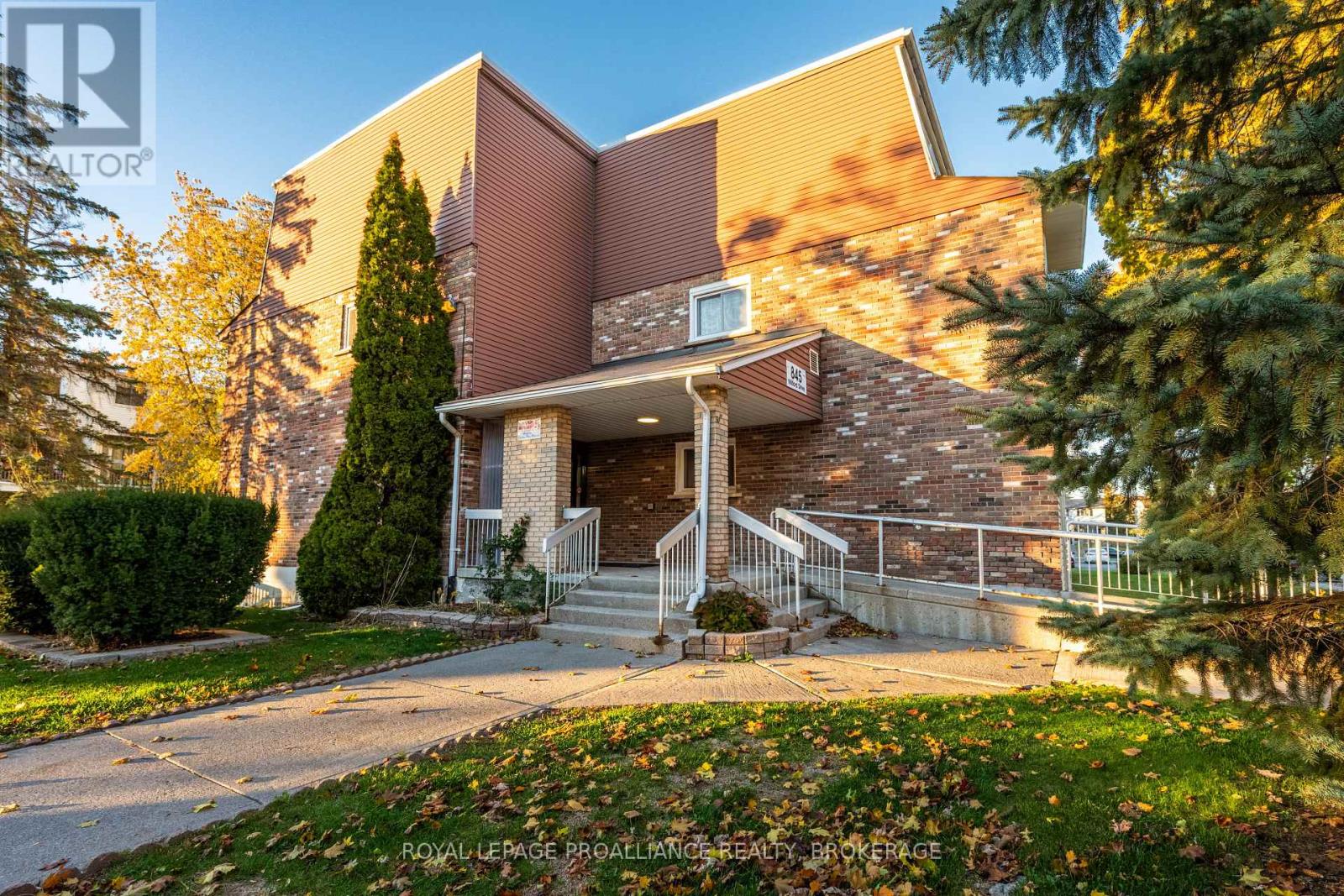 203 - 845 MILFORD DRIVE, Kingston, Ontario