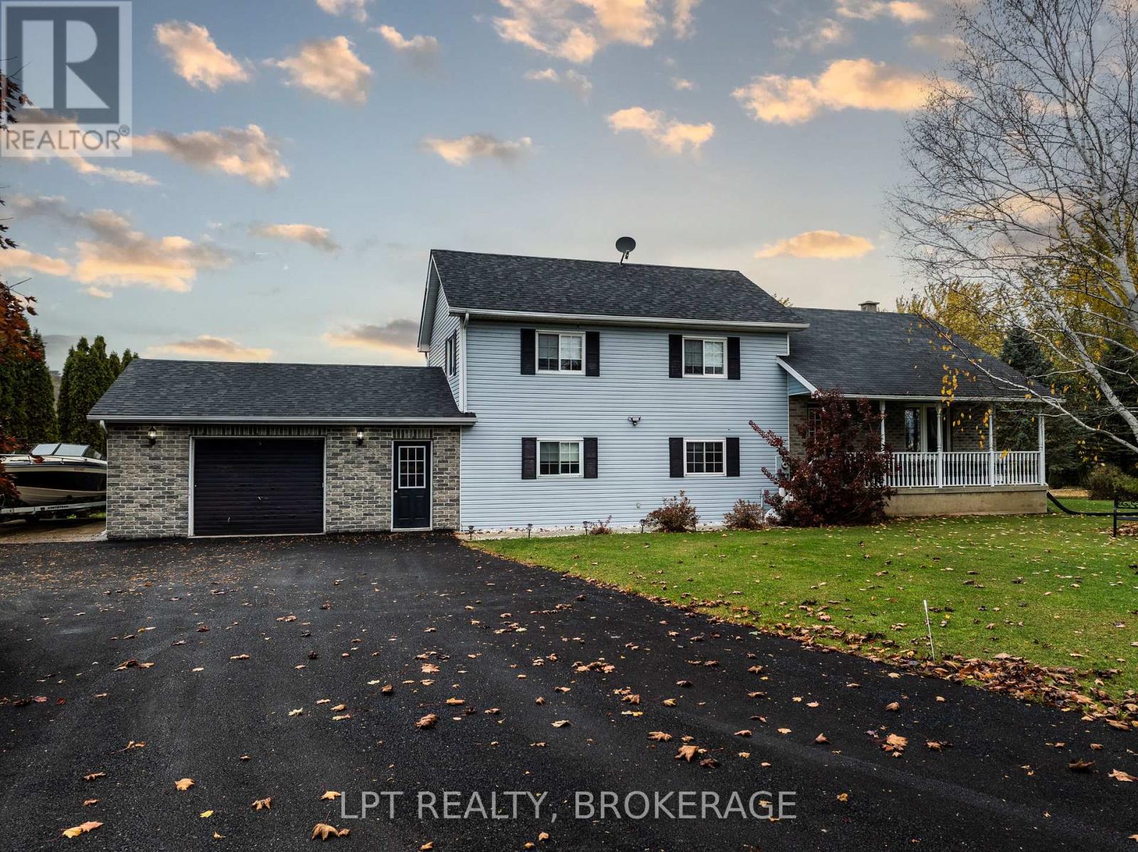 2202 SANDS ROAD, Frontenac, Ontario