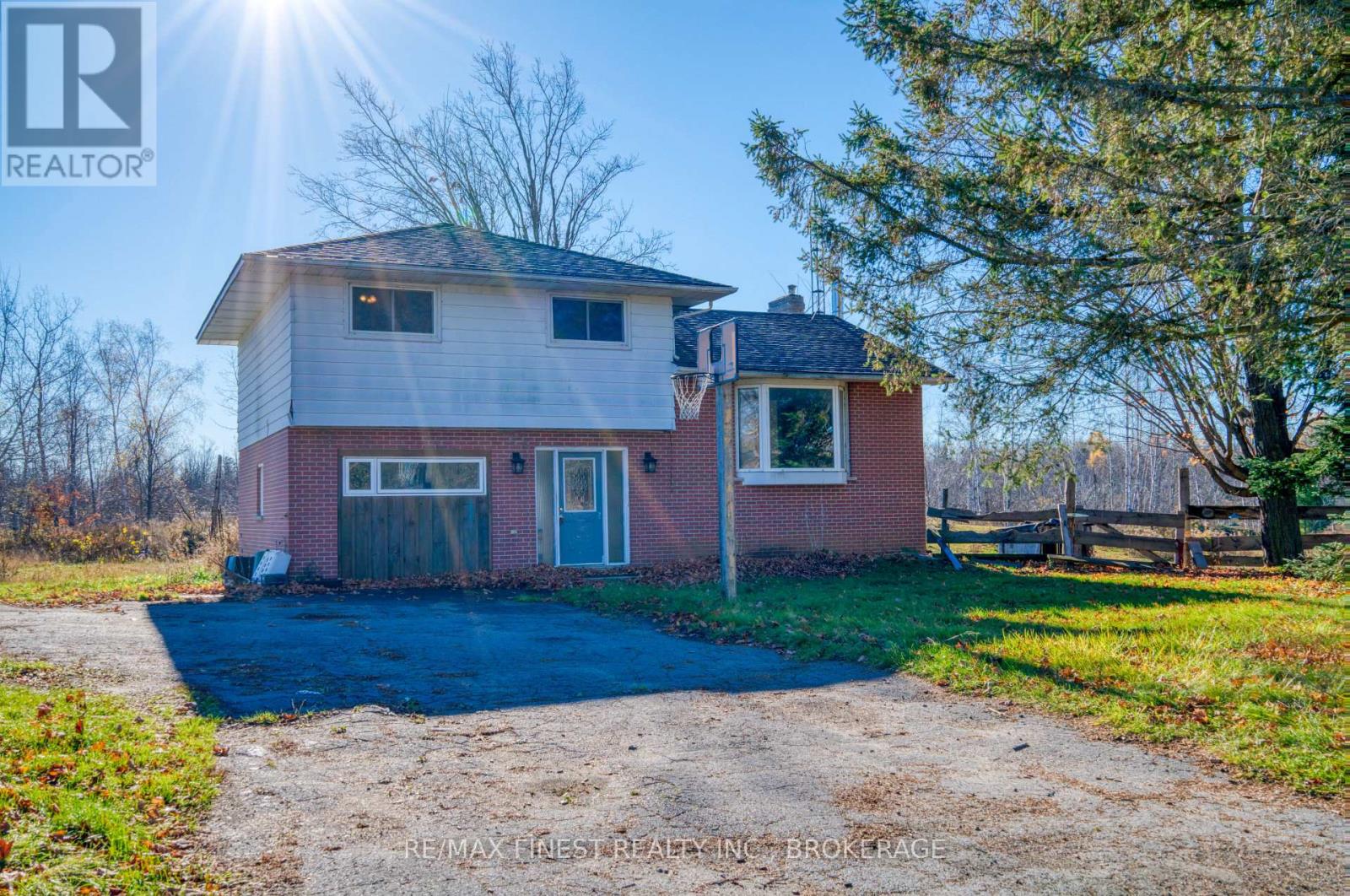 1725 WAGARVILLE ROAD, Frontenac, Ontario