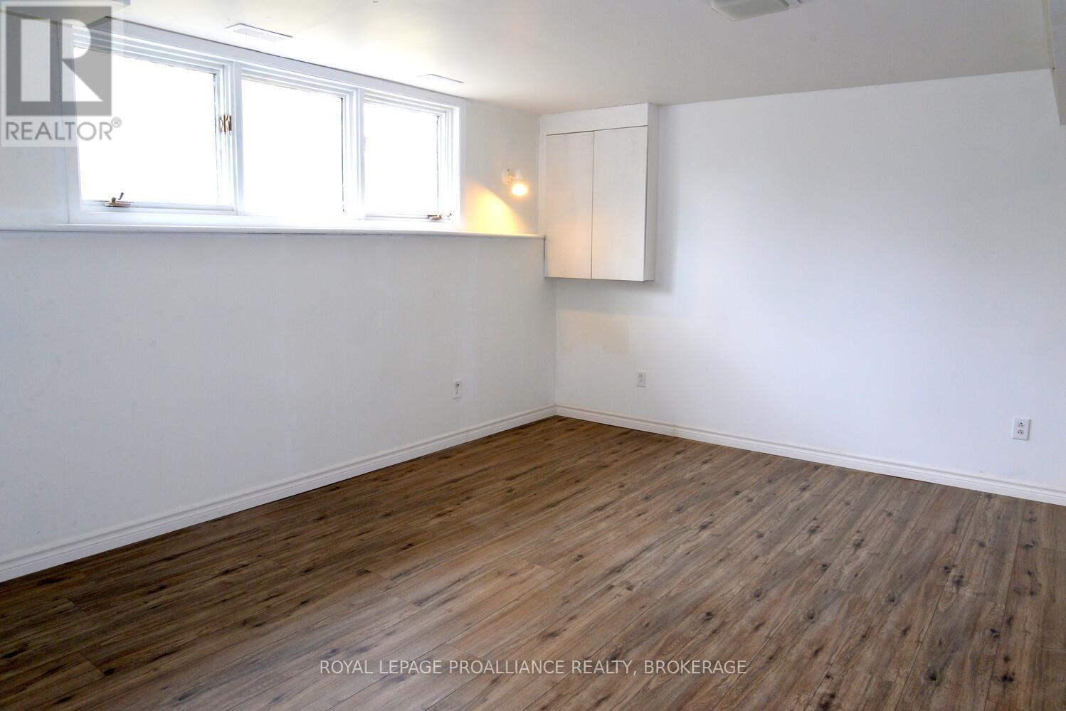 5 South Street, Loyalist, Ontario  K0H 2H0 - Photo 24 - X12527538