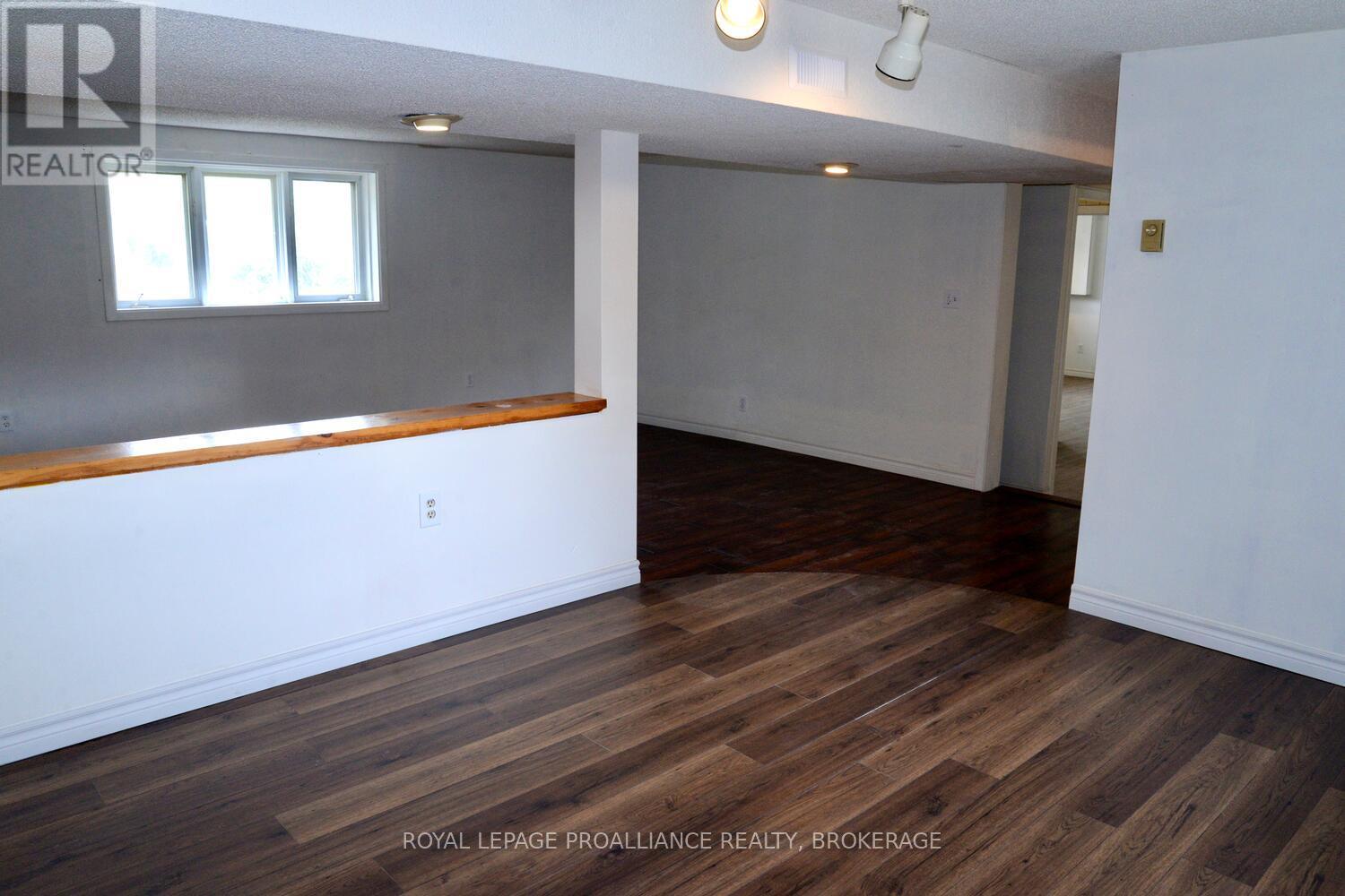 5 South Street, Loyalist, Ontario  K0H 2H0 - Photo 32 - X12527538