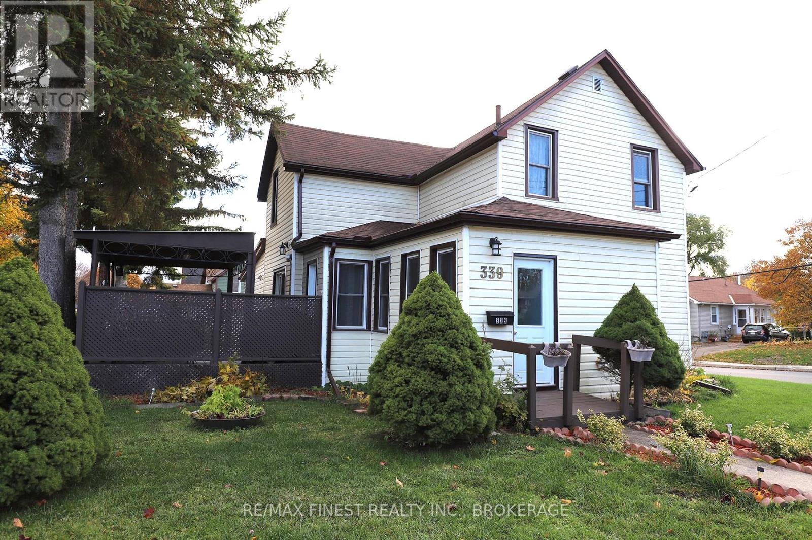 339 BROCK STREET, Brockville, Ontario