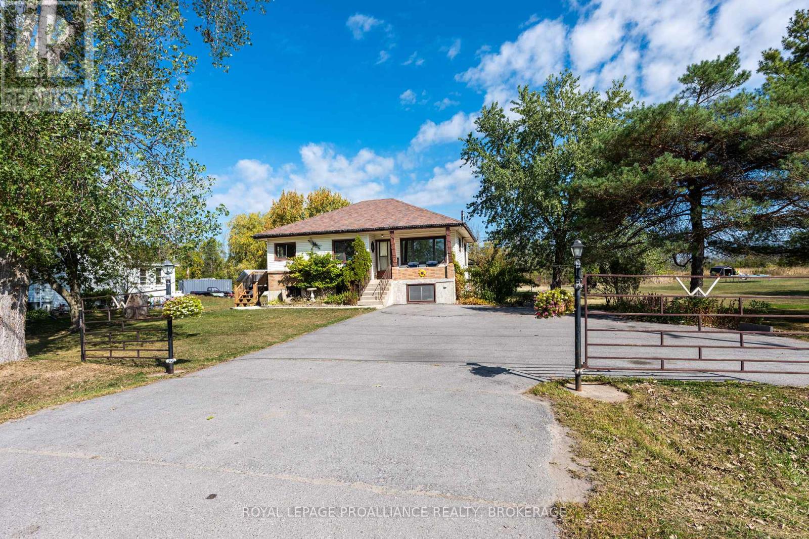 4835 COUNTY ROAD 2, Loyalist, Ontario