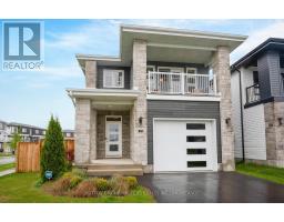 11 WALDEN POND DRIVE, Loyalist, Ontario