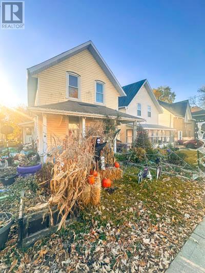 135 GREEN STREET, Deseronto, Ontario